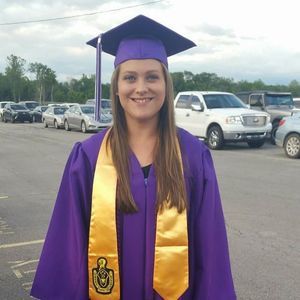 Meet your Posher, Lacey